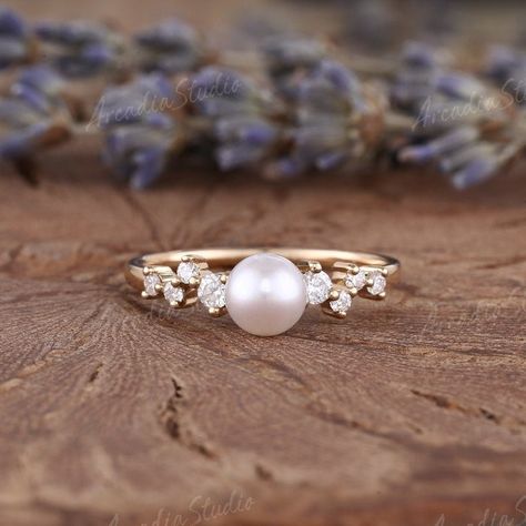 Future Manifestation, Morganite Rings, Pearl Wedding Ring, Rose Gold Art, Marquise Cut Engagement Ring, Pearl Engagement Ring, Pearl Rings, Cute Engagement Rings, Future Engagement Rings