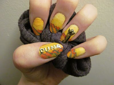 Nail art inspired by Dune by Frank Herbert Dune Inspired Nails, Book Nails, Dune Book, Fun Manicure, Themed Nails, Nails Inspired, Nail Designs Tutorial, October Nails, Frank Herbert