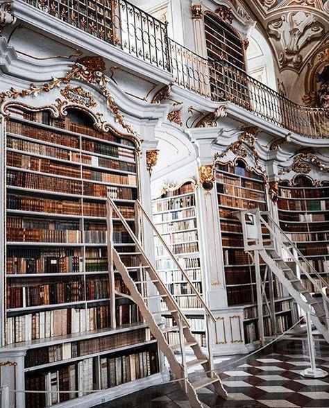 Lots Of Books, Aesthetic Interior, Dream Library, Beautiful Library, Castle Aesthetic, Old Library, Library Aesthetic, Home Libraries, Beautiful Architecture