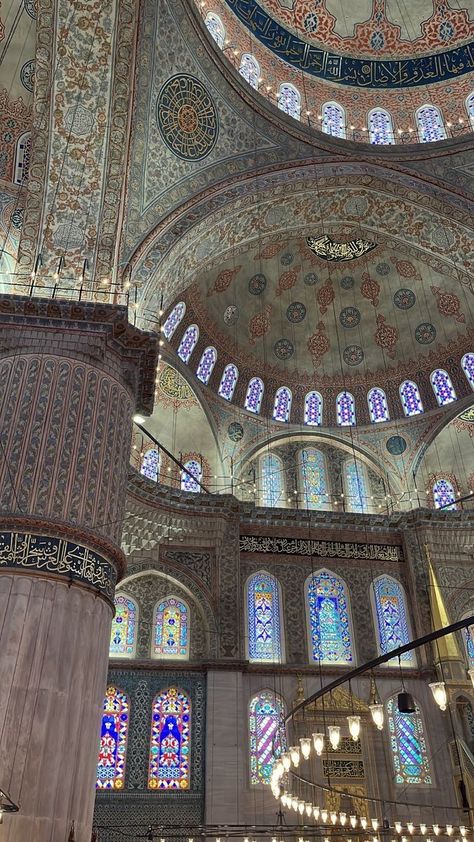 Islamic Interior Design, Quran Wallpaper, Mosque Art, Mecca Islam, Mosque Architecture, Mecca Wallpaper, Muslim Pictures, Blue Mosque, Beautiful Mosques