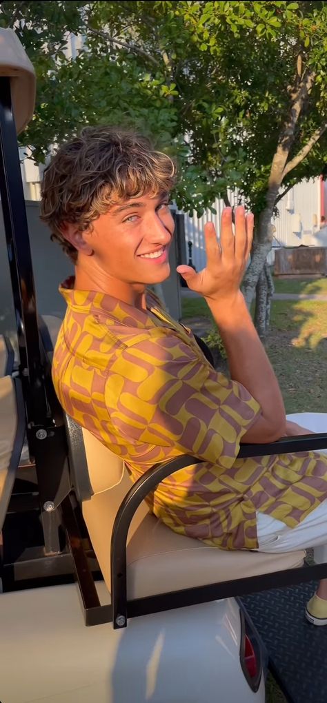 Jeremiah Fisher Smiling, Gavin Casalegno Pictures, Jeremiah Fisher Boyfriend Material, Pictures Of Jeremiah Fisher, Jerimah Fisher Pictures, Jeramaja Fisher, Jeremiah Wallpaper, Tsitp Jeremiah, Jeremiah Tsitp