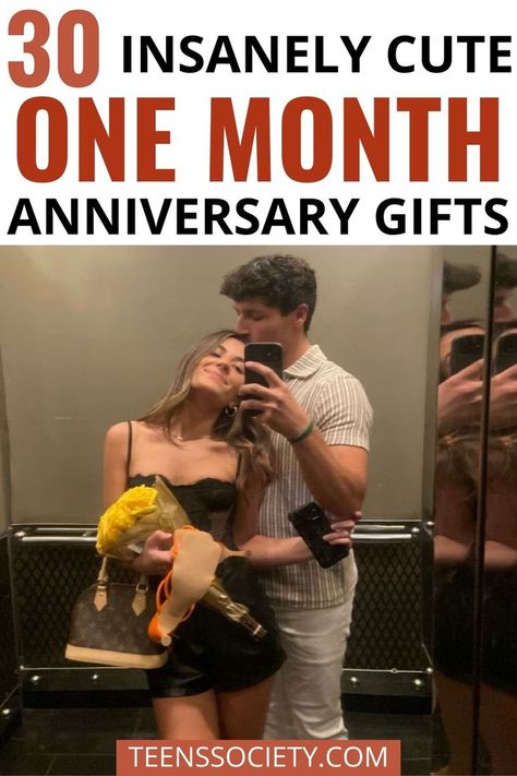 One Month Anniversary Gifts, 1 Month Anniversary, Six Month Anniversary, Good Gift Ideas, Anniversary Ideas For Him, Diy Anniversary Gifts For Him, One Month Anniversary, Teen Relationships, Anniversary Diy