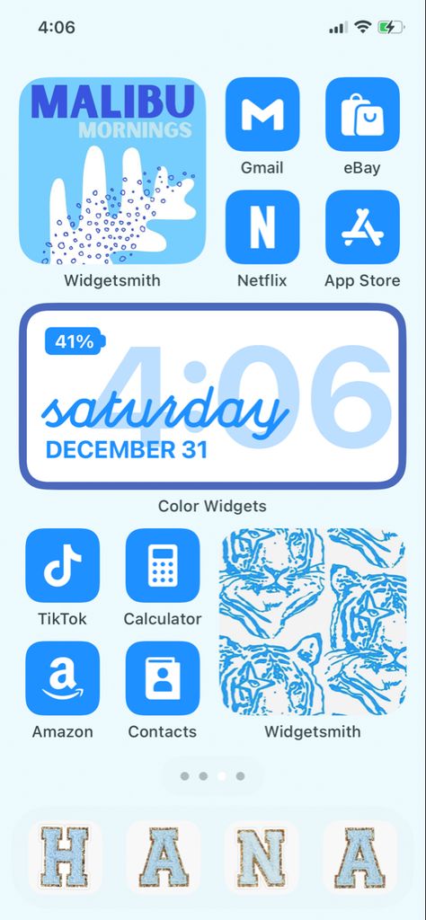 Blue Preppy Homescreen Ideas, Preppy Lockscreen Ios 16, Preppy Lockscreen Ideas, Preppy Wallpaper Iphone Widgets, Blue Preppy Homescreen, Preppy Wigets Idea, Preppy Aesthetic Homescreen, Preppy Iphone Homescreen, Preppy Phone Widgets