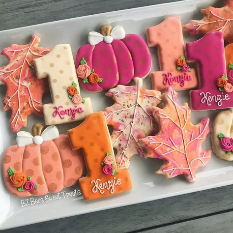 Lil Pumpkin 1st Birthday Party, Fall Birthday One Year Old, One Sweet Pumpkin First Birthday, Pumpkin Theme 1st Birthday, Sweet One First Birthday Fall, 1st Birthday Themes October, 1st Birthday Party Ideas November, Pumpkin Turning One, Boho Pumpkin Birthday Party