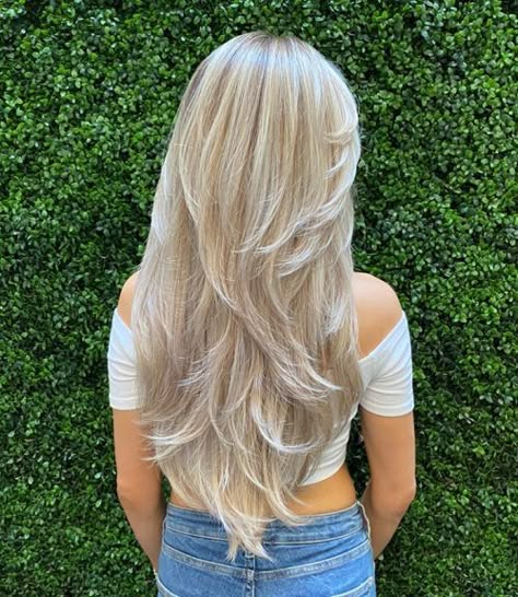 19 Easy Hairstyles for Long Hair in 10 Seconds or Less Super Long Hair With Layers Straight, Layers For Very Long Hair, Layers In Long Hair Straight, Layered Blonde Hair Long, Super Long Hair With Layers, Long Blonde Hair Cuts, Thick Blonde Hair, Blonde Layered Hair, Long Bobs