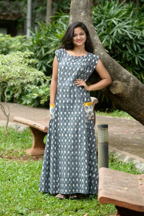 Nighty Designs Indian Cotton, Nighty Designs Indian, Nighty Designs, Cotton Night Dress, Long Kurtis, Frock Fashion, Kurti Patterns, Long Kurti, Fashion Skirts