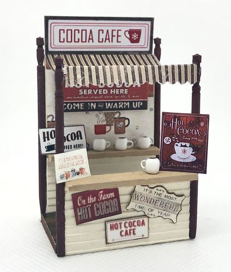 Coffee Shop Miniature, Toy Horse Stable, Diy Popsicle Stick Crafts, Miniature Bakery, Diy Christmas Village, Barbie Diorama, Farmhouse Crafts, Pinterest Diy Crafts, All The Small Things