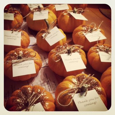 little glitter pumpkin favors: fall decor This is super cute! Since the shower is early October the pumpkins would still be out for when she's due! We can decorate with them then send them home as favors... Pumpkin Wedding Favors, Pumpkin Baby Shower Ideas, Lil Pumpkin Baby Shower, Fall Party Favors, Pumpkin Dish, Pumpkin Favors, Fall Baby Shower Themes, Fall Baby Shower Ideas, October Baby Showers