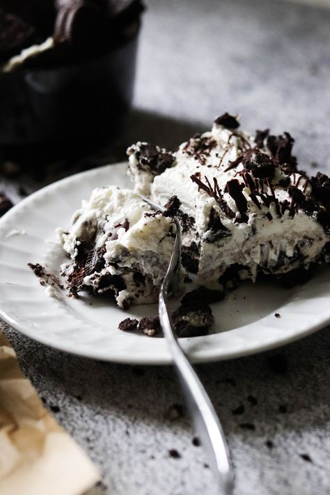 Cookies And Cream Pie, Homemade Magic Shell, Oreo Pie Crust, Chocolate Cookie Crust, Baking Recipes Pie, Magic Shell, Cream Pies, Chocolate Cream Pie, Oreo Crust