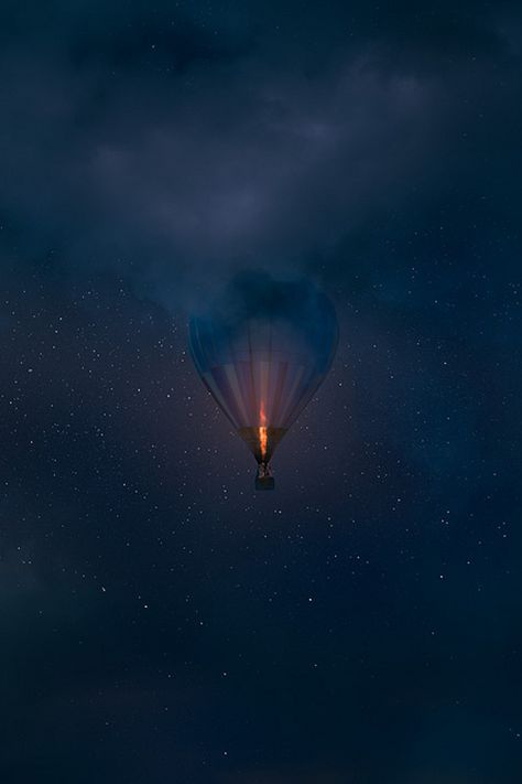 Hot air balloon at night Flying Owl, Foto Art, The Night Sky, Hot Air Balloon, Air Balloon, Hot Air, Night Sky, Night Skies, Night Life