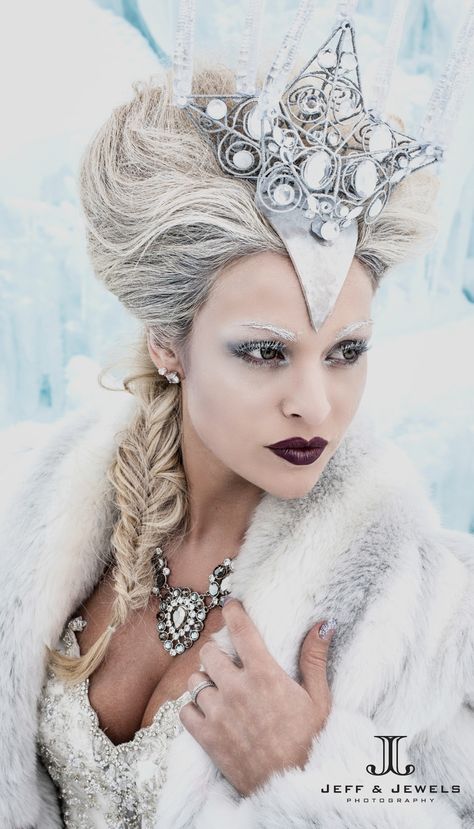 White Witch Costume, Wedding Dresses Winter, Ice Queen Costume, Ice Queen Makeup, Lion Witch Wardrobe, Witches Night Out, Witch Wedding, Dresses Winter, Queen Makeup