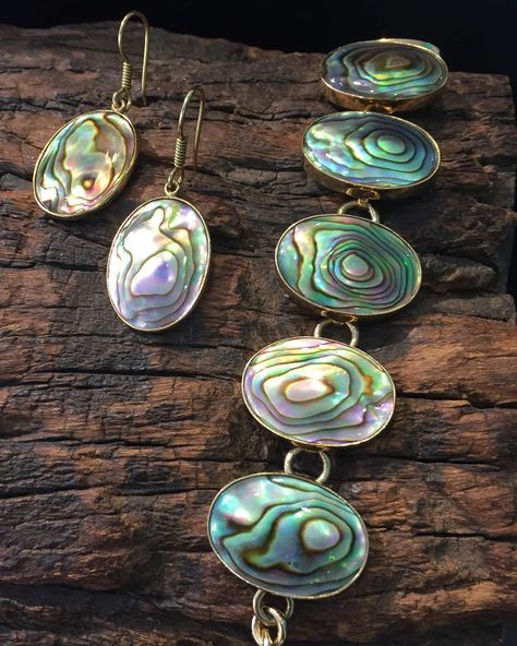 Abalone Shell Jewelry, Shell Jewellery, Abalone Jewelry, The Colors Of The Rainbow, Colors Of The Rainbow, Rainbow Jewelry, Couture Jewelry, Shell Jewelry, All That Glitters