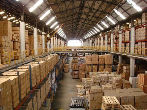 You will need a good warehouse if you have a surplus of products, and if you want to store them until it is time to distribute them. Setting up invent... Industrial Ceiling Fan, Warehouse Design, Industrial Ceiling, Storage Facility, 3d Modelle, Self Storage, Packers And Movers, Moving Services, Relocation