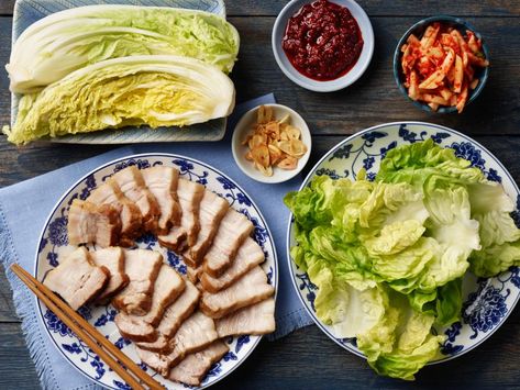 Vsg Soft Foods, Bossam Korean, Boiled Pork Belly, Drink Korean, Pineapple Coconut Bread, Food Easy Dinner, Korean Pork Belly, Korean Banchan, Korean Pork