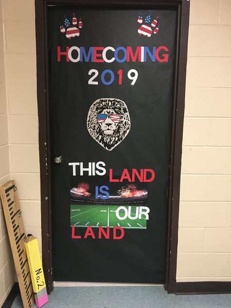 Home for the holidays was the homecoming theme. I chose fourth of July since while in school my door never gets decorated for it. Door Decorations Classroom Homecoming, Homecoming Door Decorations High School, Homecoming Door Ideas, Home For The Holidays Theme, Homecoming Door Decorations, Cheer Homecoming, Homecoming 2023, Hoco 2023, Homecoming Decorations