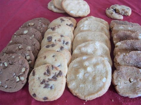 Make “bakeshop” cookies like these in as little as 15 minutes using slice and bake refrigerator cookie dough! These slice and bake cookies are perfect when company drops in or when you need to run warm cookies to a neighbor.   Make the dough ahead of time with three or four different kinds at a time.… Read More »Make Slice and Bake Refrigerator Cookies in 15 Minutes