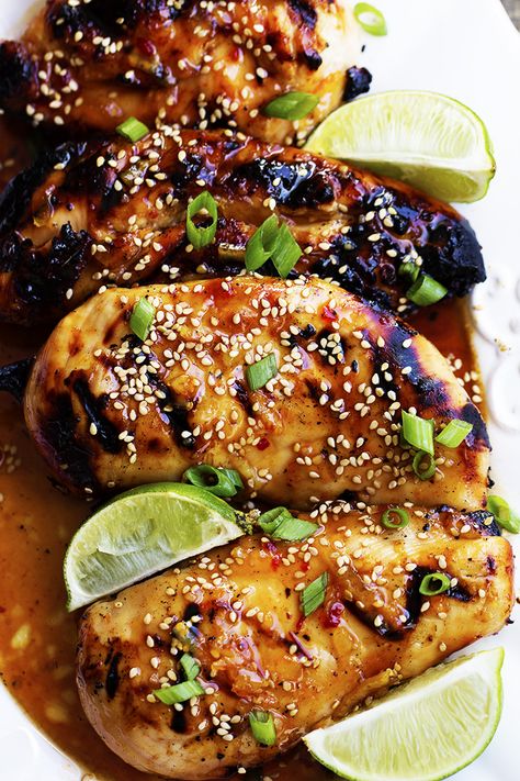 sweetchililimechicken3 Wok Sauce, Lime Chicken Recipes, Chili Lime Chicken, Pastas Recipes, Easy Grilled Chicken, Chips Ahoy, Pasta Primavera, Summer Grilling Recipes, Chili Lime