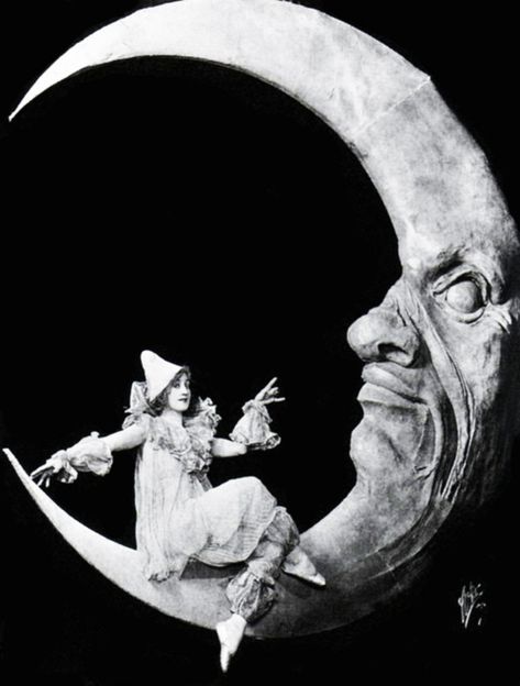 Bessie McCoy Davis 1917 Ziegfeld Follies *Night people…*  * * Some people,  no matter what you give them,  still want the moon.  The bread, ... Cirque Vintage, Sitting On The Moon, Pierrot Clown, Ziegfeld Follies, Vintage Clown, Vintage Moon, Paper Moon, Vintage Circus, Arte Fantasy