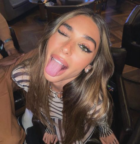 Jumpsuit Jean, Chantel Jeffries, Makeup For Green Eyes, Jean Paul Gaultier, Beauty Photography, Girl Hairstyles, Celebrity Style, A Photo, Fashion Photography