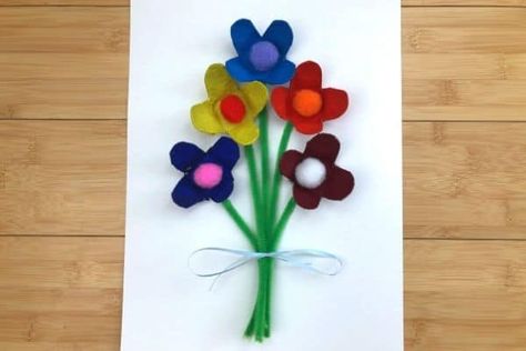 Egg Carton Flower Bouquet Egg Carton Flower Bouquet, Bunny Rabbit Crafts, Initial Crafts, Crayon Art Diy, Egg Carton Flowers, Library Crafts, Rabbit Crafts, Ladybug Crafts, Egg Carton Crafts