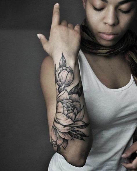 Xray Flower Tattoo, Paisley Tattoo Design, Xray Flower, Around Arm Tattoo, Peony Tattoo, Rose Tattoos For Women, Wild Tattoo, Beautiful Flower Tattoos, Floral Tattoo Sleeve