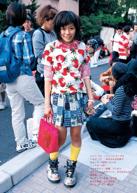 Fruits Fashion, Kawaii Street Fashion, 90s Harajuku, Fruits Magazine, Japanese Fashion Magazine, Noel Fielding, 일본 패션, Angel Blue, Harajuku Fashion Street