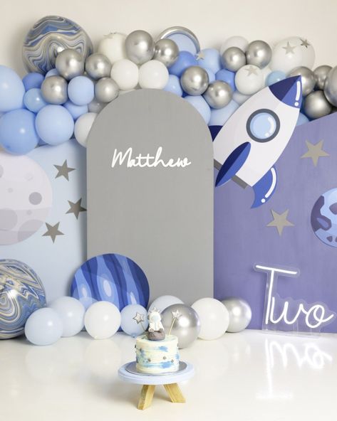 Astronaut Party, Space Theme Party, Space Birthday Party, First Birthday Themes, Kids Party Themes, Space Birthday, Space Rocket, Space Theme, Baby Shower Balloons