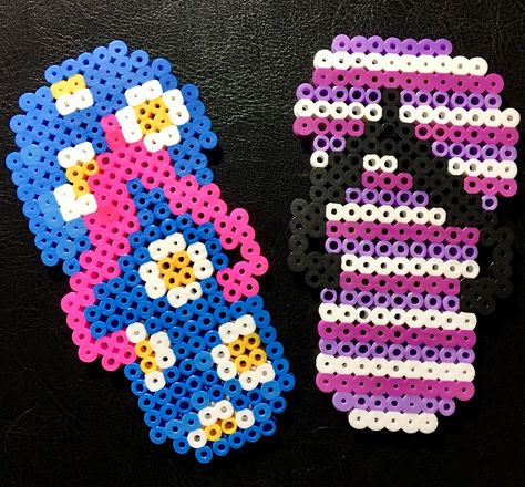 Perler Beads coaster flip flops Tropical Perler Beads, Patriotic Perler Bead Patterns, Perler Bead Beach Patterns, Beach Perler Beads, Summer Perler Beads, Perler Beads Summer, Summer Perler Bead Patterns, Hamma Beads Ideas, Easy Perler Bead Patterns