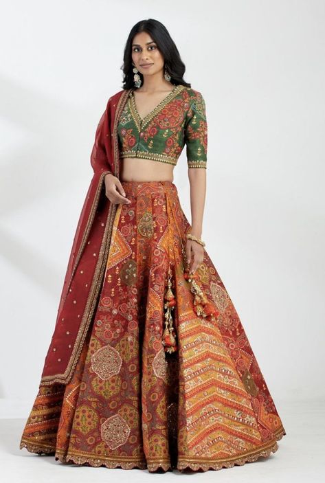 Lehenga For Wedding, Long Skirt And Top, Wedding Lehenga Designs, Indian Bride Outfits, Indian Designer Suits, Dress Design Patterns, Fashion Themes, Stylish Party Dresses, Lehenga Designs