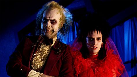 Lydia and Beetlejuice about to be married. Beetlejuice Wedding, Beetlejuice Cast, Beetlejuice 2, Tim Burton Beetlejuice, Melissa Gilbert, Best Halloween Movies, Beetlejuice Movie, Geena Davis, Harry Belafonte