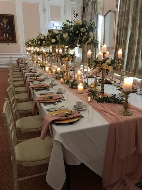 Table Dressing Dining, Long Table Party Set Up, Gold Table Centerpieces For Party, Long Table Birthday Dinner, Long Dinner Table Decor, Rose Gold Birthday Party Table Settings, Wedding Breakfast Tables, Long Table Set Up, Breakfast Table Decor Ideas