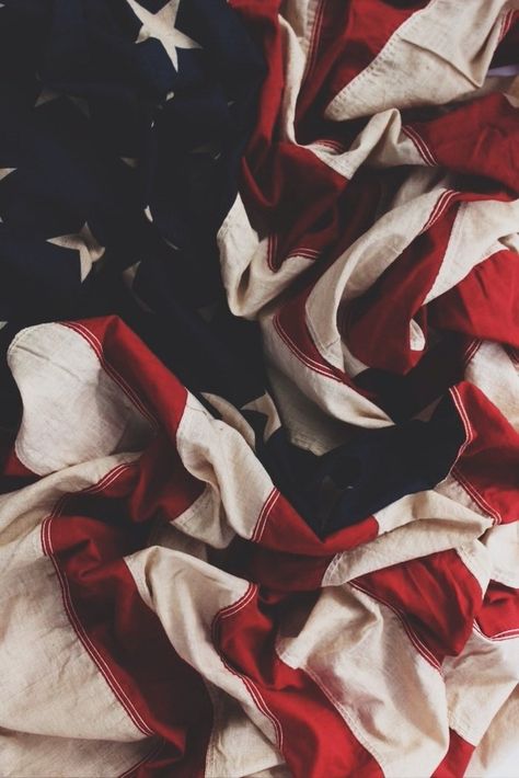 Vintage American Flag Aesthetic, American Government Aesthetic, Usa Flag Aesthetic, Aesthetic American Flag, American Flag Aesthetic, Avengers Winter Soldier, Broadway Hamilton, Hamilton Aesthetic, Flag Photography