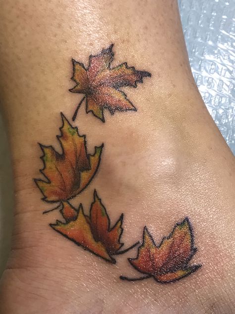 Simple Maple Leaf Tattoo, Maple Leaf Outline Tattoo, Fall Leaf Tattoo Autumn, Fall Tatoos Autumn Leaves, Fall Leaf Tattoo, Tattoos Calligraphy, Maple Leaf Tattoo Canadian, Fall Tattoo Ideas, Small Maple Leaf Tattoo Canada