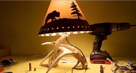 Make Your Own Cheap and Easy Shed Antler Lamp Deer Antler Lamps, Antler Projects, Deer Antler Crafts, Antler Lamp, Old Lamp Shades, Antler Lights, Creative Lamp Shades, Antler Crafts, Shabby Chic Lamp Shades