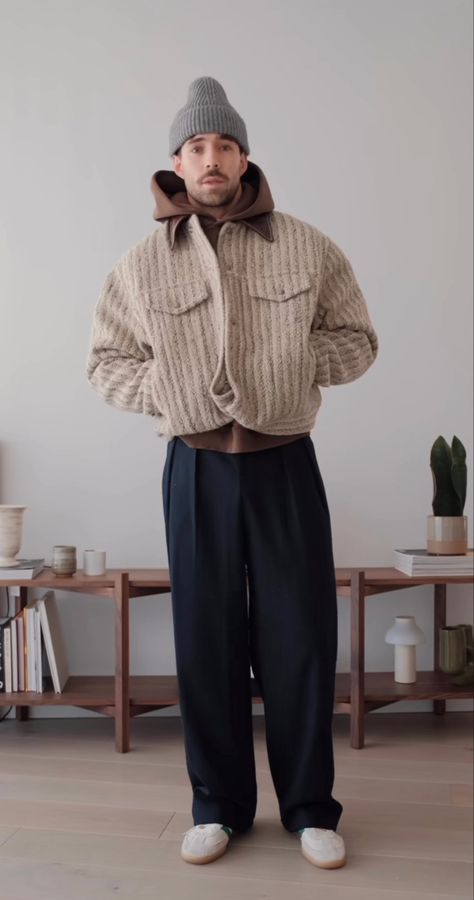 Mens Influencer Style, Autumn Outfits Men Casual, Fall 2024 Mens Fashion Trends, Cozy Outfit Men, Cos Menswear, Soft Masc, Haircut Summer, Fashion For Men Over 40, Daniel Simmons