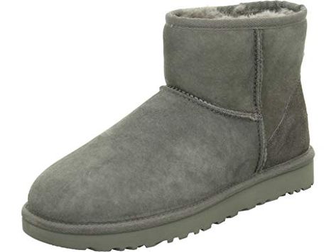 UGG Women's Classic Mini II Winter Boot Classic Mini Ii Boot, Classic Boots, Ankle Bootie, Classic Mini, Mid Calf Boots, Ugg Australia, Suede Heels, Womens Uggs, Amazon Fashion