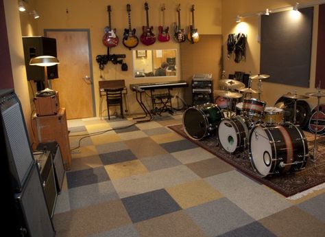 Home Music Studio Design, Studio Music Room, Music Studio Design, Room Decor For Men, Drums Studio, Music Room Design, Drum Room, Home Music Rooms, Recording Studio Design