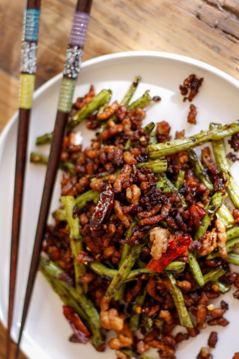 Delicious Chinese Long Beans With Pork! - Explore Cook Eat Beans With Pork, Foreign Cuisine, Chinese Long Beans, Pork Mince Recipes, Asian Soup Recipes, Long Beans, Ground Pork Recipes, Dark Soy Sauce, Minced Pork