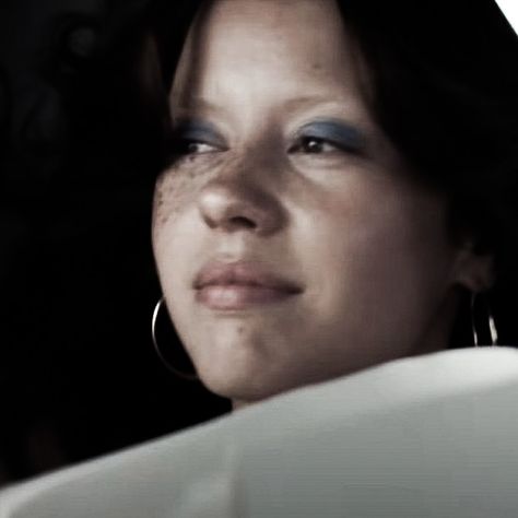 mia goth as maxine in x (2022) icon mine give creds to (chainsaaws) Mia Goth Icons, Maxine Mia Goth Makeup, Mia Goth X Movie Makeup, Maxine Mia Goth, Mia Goth Aesthetic, Maxine X A24, X Mia Goth Movie, Maxine Mia Goth Pfp, Mia Goth X