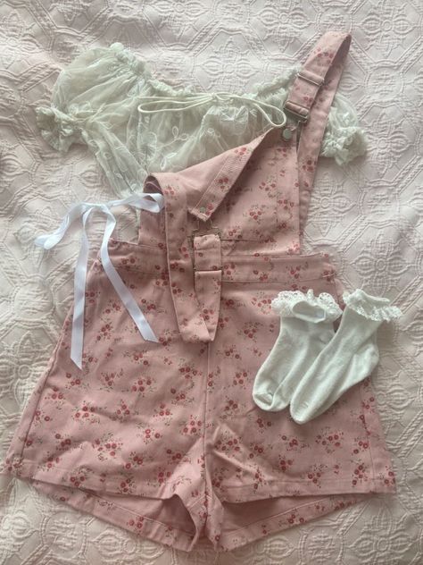 Spring Coquette, Floral Overalls, Princess Clothes, Summer Coquette, Pink Overalls, Girly Coquette, Coquette Outfit, Girly Outfit, Outfit Layout