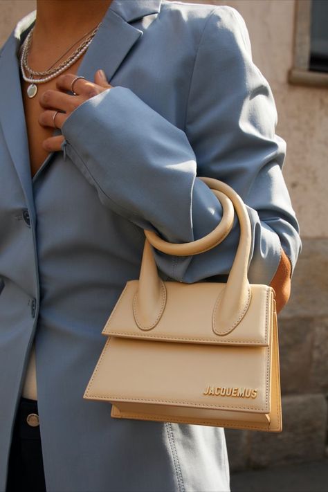 Leather bags, Jacquemus bags, Chiquito bag, Jacquemus Chiquito, street style, milan street style, the sartorialist, fashion ideas, fashion gift, it bags, bags for sale, outfit inspiration Jacquemus Beige Bag, Jacquemus Outfits, Jacquemus Bag Pink, Jacquemus Bag Aesthetic, Jacquemus Bag Outfit, Jacquemus Chiquito, Bag Jacquemus, Jacquemus Le Chiquito, Brand Name Bags