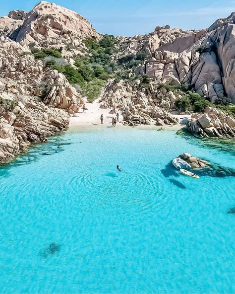 Instagram Places, Beautiful Beach Pictures, Landscape Photography Nature, Most Beautiful Beaches, Crystal Clear Water, Top Of The World, Sardinia, Pretty Places, Dream Destinations