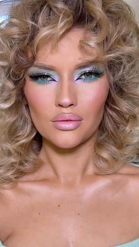 Disco Makeup 1970s, 70’s Disco Makeup, Studio 54 Hair, 70s Glam Makeup, Disco Hair And Makeup, 70s Disco Hair, 70’s Makeup, 70s Disco Makeup, 70s Makeup Look