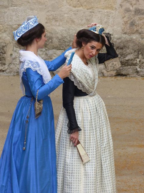 Lovely ladies in the time of the English Regency but in France... English Culture Clothing, French Cultural Clothing, English Folk Costume, Traditional English Clothing, France Traditional Clothing, France Traditional Dress, French National Costume, French Traditional Dress, Traditional French Clothing