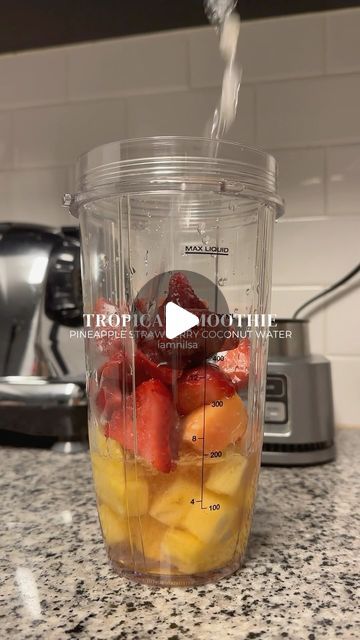 I am Nilsa on Instagram: "I’ve been trying to step up my smoothie game 😅 This one is super easy with only 3 ingredients: frozen pineapples and strawberries with coconut water. 

I love these cups 😍 I do have them linked in my IG highlights and my link in bio 😊 

#nilsaeats #iamnilsa #healthylifestyle #healthyliving #smoothie #tropicalsmoothie #smoothierecipes #healthyeating #healthyrecipes" Strawberry And Pineapple Smoothie, Strawberry Pineapple Smoothie, Creative Drinks, Pineapple Strawberry, Ig Highlights, Tropical Smoothie, Pineapple Smoothie, Frozen Pineapple, Strawberry Smoothie