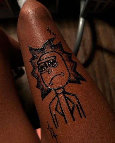 Rick no Morty 🔥 book me for your henna 😍 . . . If viewing follow || @thehennatrap to view more 💖 📍Polk county FL . . . #fyp #explorepage #henna #hennafingers #hennadesign #hennaart #polkhenna #tampahennaartist #tampahenna❤️‍🔥 Spooky Henna Designs, Kaws Henna Tattoo Designs, Men’s Henna, Boy Henna, Henna Designs Tattoo, Henna For Boys, Henna Leg Tattoo, Henna Men, Body Henna