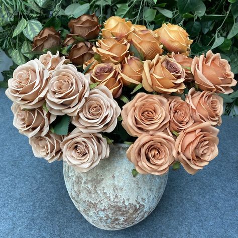 Rose Buket, Fake Flowers Wedding, Silk Rose Bouquet, Long Stem Roses, Fake Flower Bouquet, Bouquet Photography, Pink Rose Bouquet, Garden Wedding Decorations, Artificial Flower Bouquet