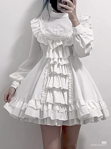 Kawaii White Dress, Frilly Outfits Aesthetic, White Frilly Dress, Magical Girl Outfit, 2000s Japanese Fashion, Off White Clothing, Frilly Dresses, Really Cute Outfits, Hot Outfits