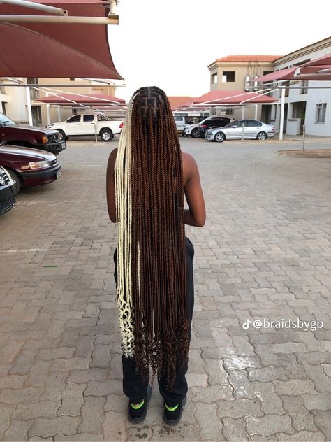 December Braids For Black Women, Long Knotless With Color, Long Black Braids With Curls At The End, Knotless Braids Black, Colored Twists Braids Black Women, Blended Knotless Braids, Twist Braids Color, Long Black Box Braids, Box Braids Regular