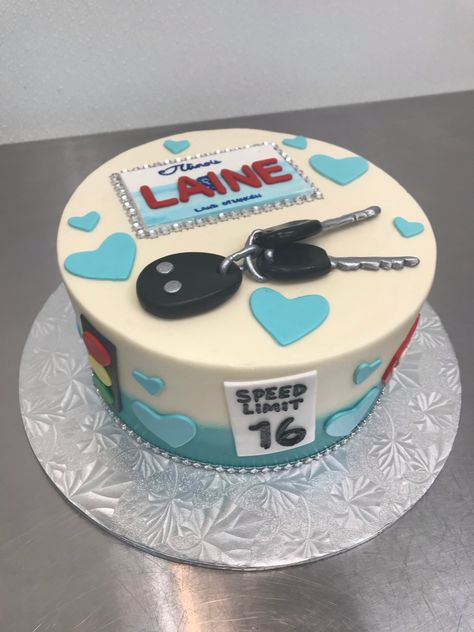 New Driver Cake Ideas, Cow Cakes, 16 Birthday Cake, Love Bugs, 16th Birthday, I Got This, Kids Cake, Fondant, Kids Birthday